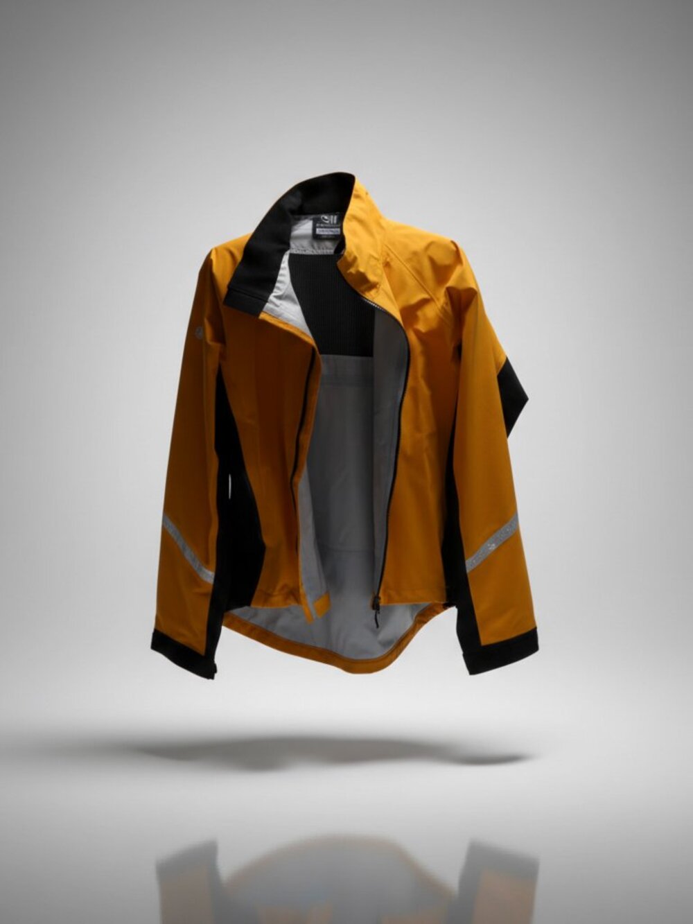NW/Tags - Showers Pass, Waterproof, breathable, all performance jacket Men's MED